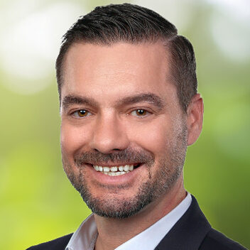 Mark Clews Managing Director, Digital Forensics & eDiscovery
